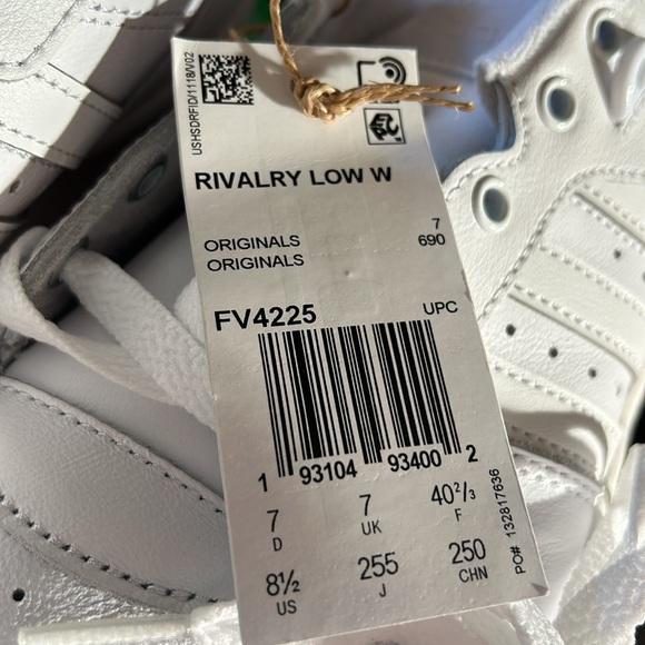 Adidas Rivalry Low women's size 8 1/2 - Picture 5 of 7